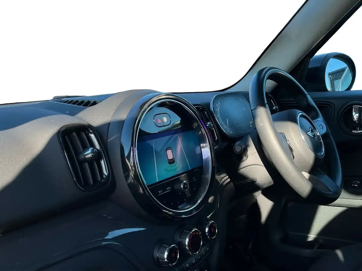 2021-mini-countryman-15-cooper-classic-big-6