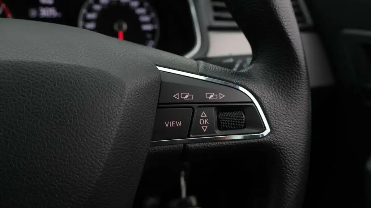 2019-seat-ibiza-10-mpi-se-technology-ss-big-23