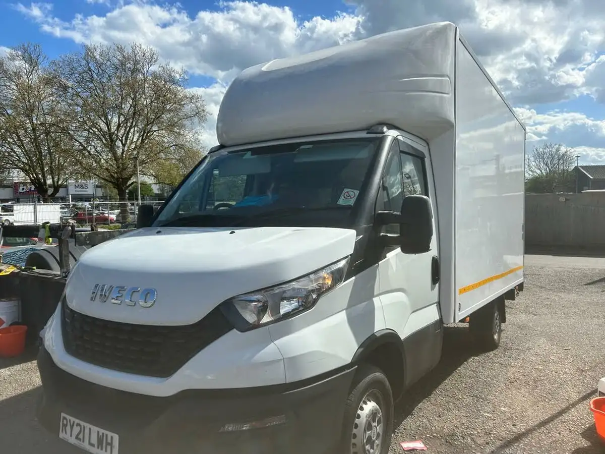 2021-iveco-daily-s-class-23td-35s14-3450-eu6-chassis-cab-hi-matic-big-4