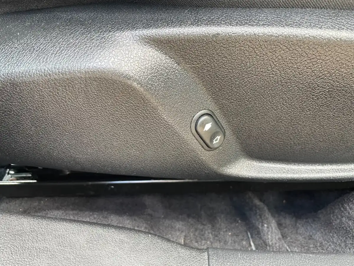 2009-ford-mondeo-20-titanium-145-estate-1999cc-big-16