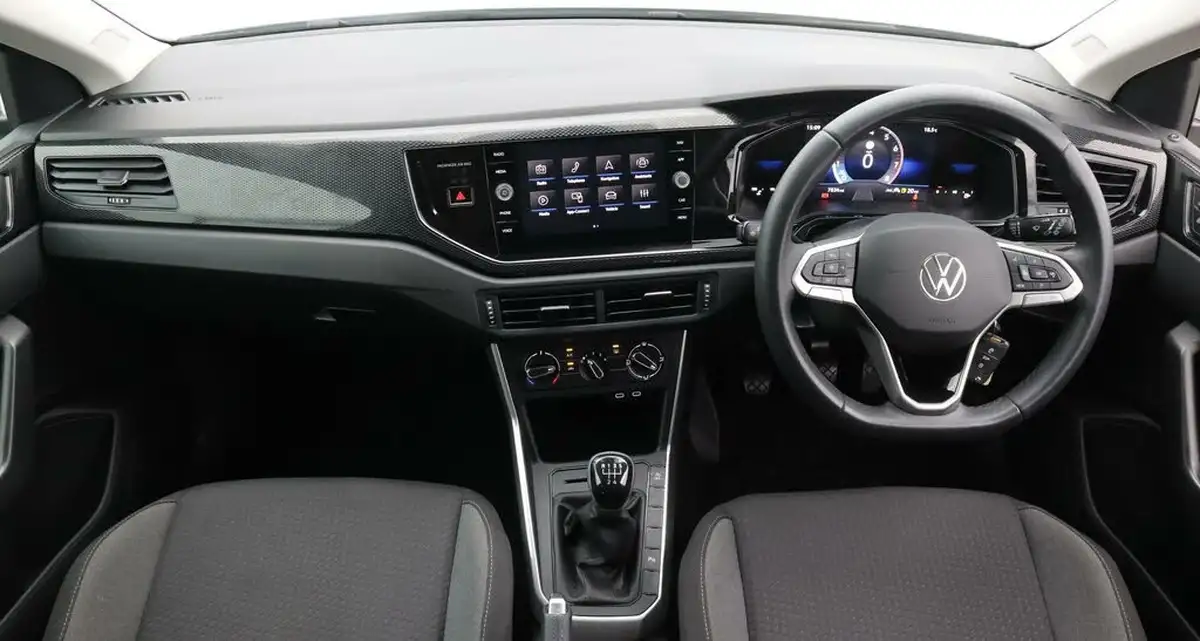 2024-volkswagen-polo-10-tsi-life-big-13
