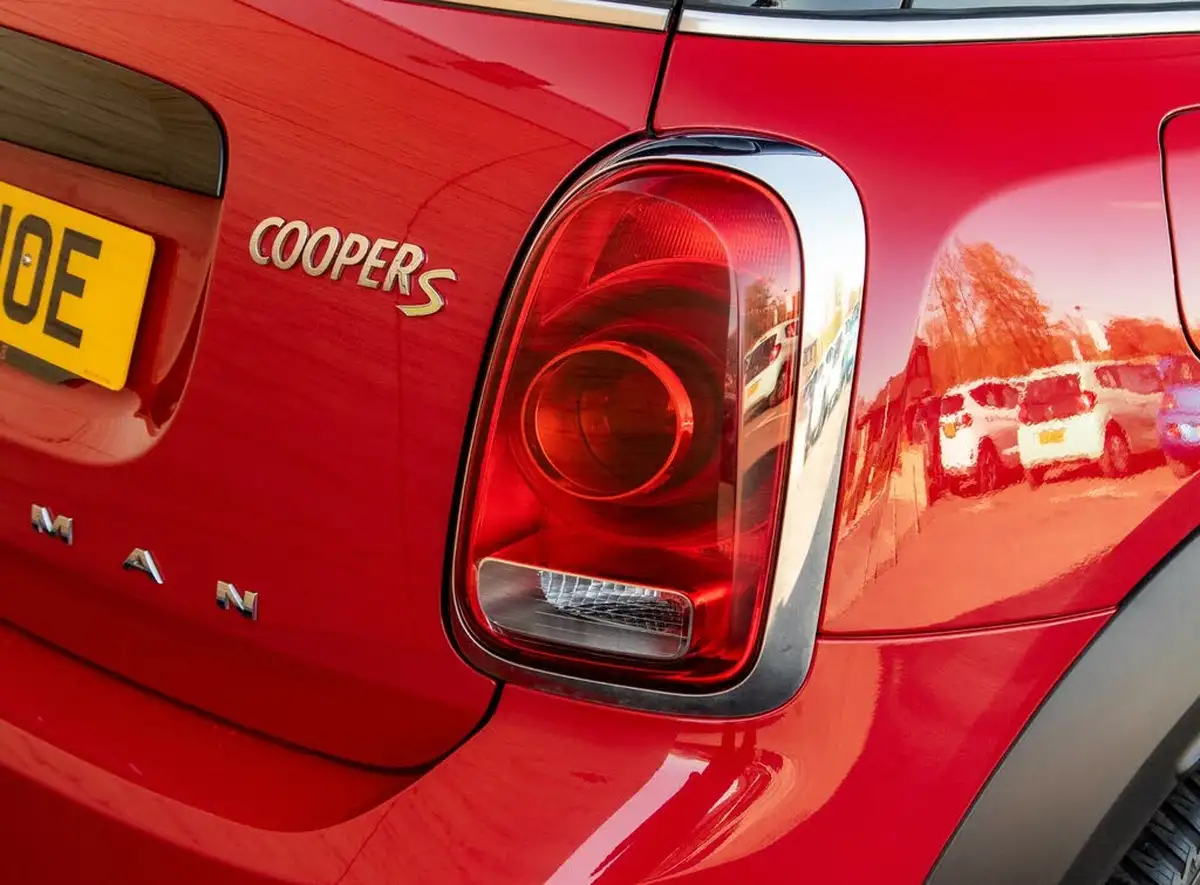2018-mini-countryman-15-cooper-s-e-phev-ss-big-9