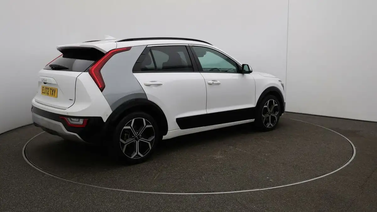2023-kia-niro-16-gdi-139bhp-hev-132kwh-big-49