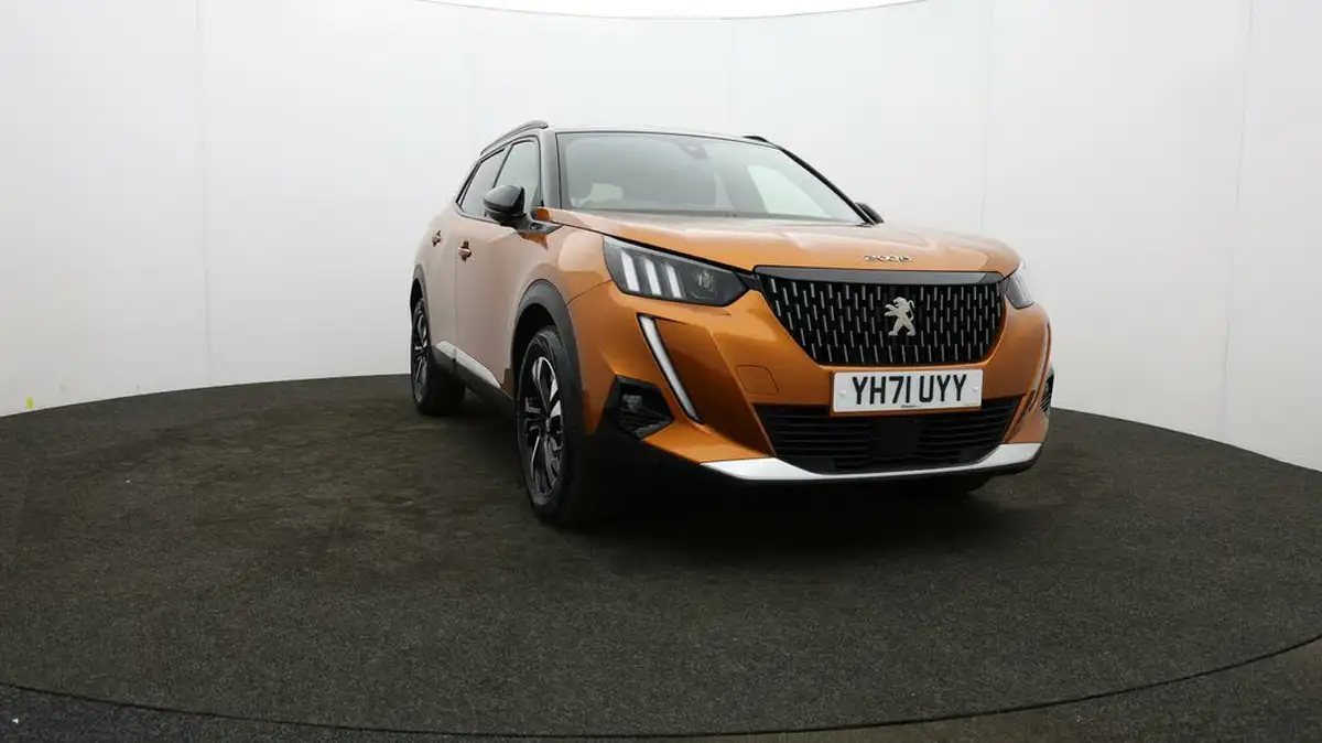2021-peugeot-2008-suv-12-puretech-gt-big-42