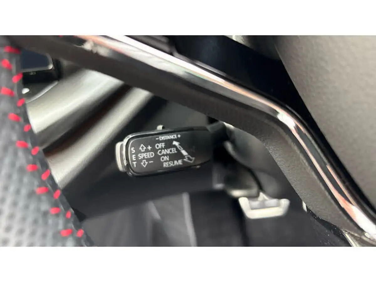 2024-skoda-octavia-20-tsi-vrs-245ps-hatchback-dsg-big-22