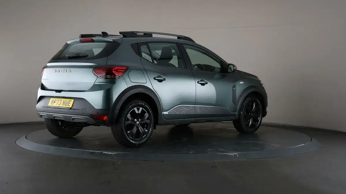 2023-dacia-sandero-stepway-10-tce-extreme-100bhp-bi-fuel-big-7