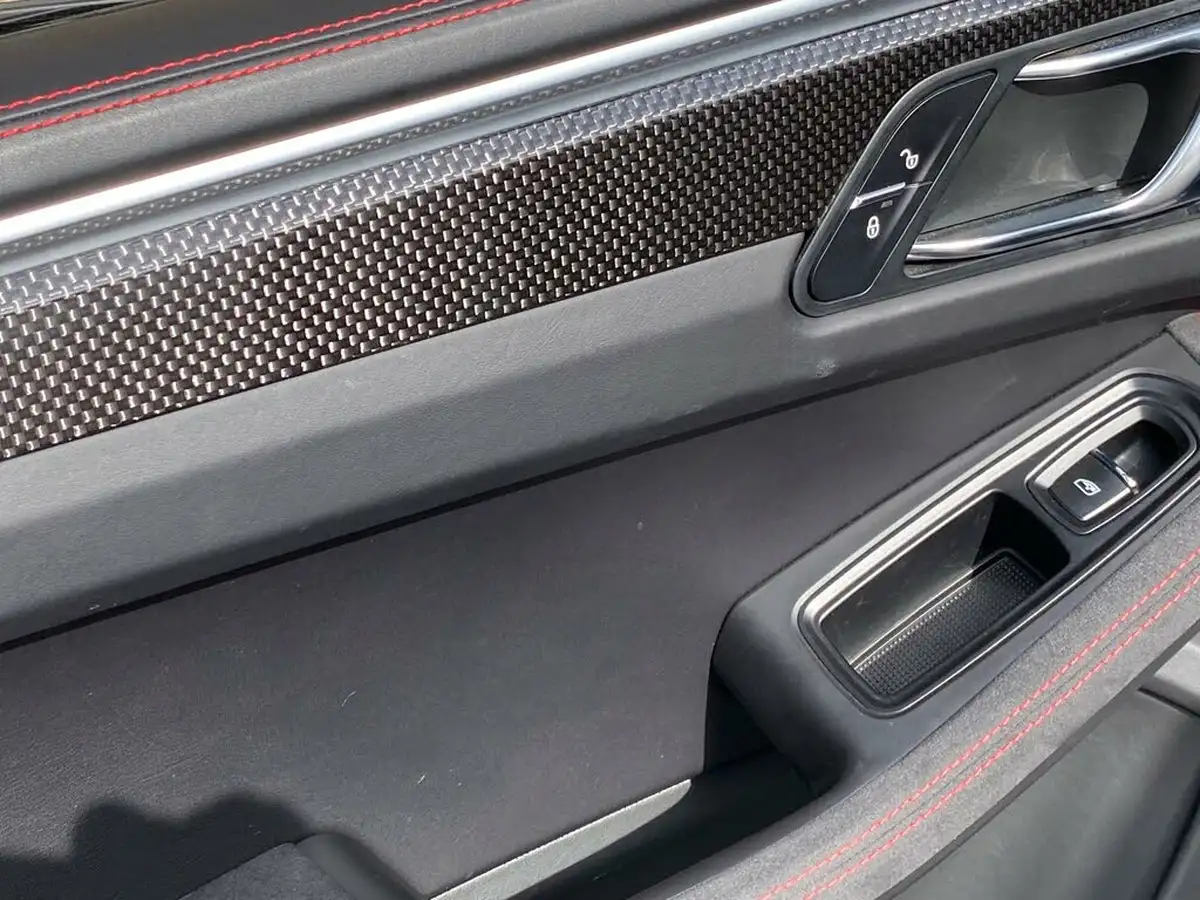 2016-porsche-macan-30-gts-big-31
