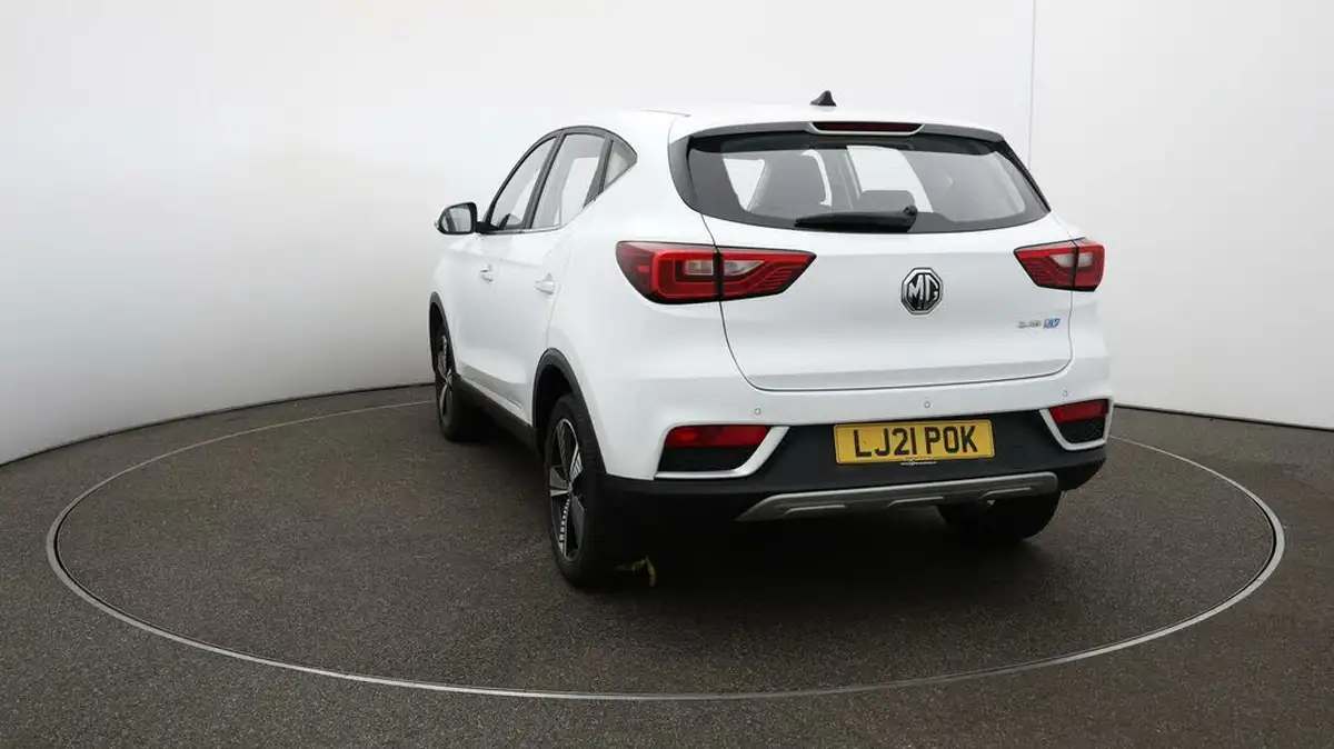 2021-mg-zs-suv-e-excite-ev-big-50