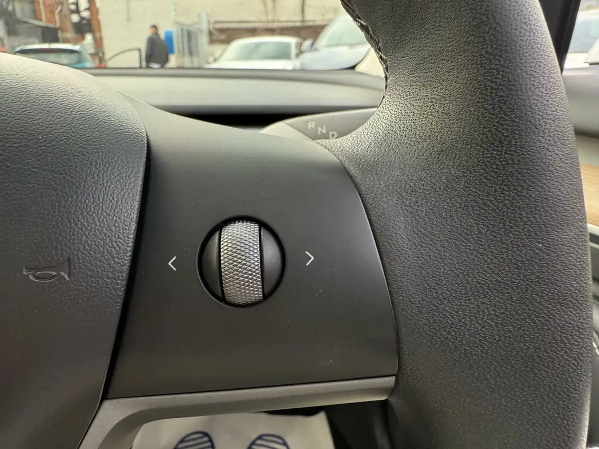 2021-tesla-model-3-e-long-range-awd-big-46