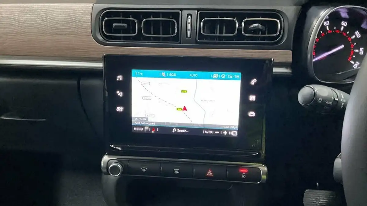 2023-citroen-c3-12-puretech-shine-plus-110ps-ss-eat6-big-10