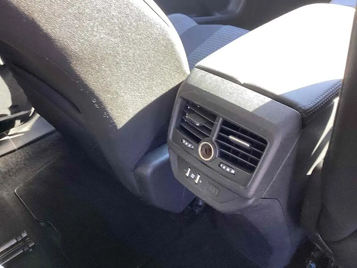 2022-peugeot-5008-suv-15-bluehdi-active-premium-big-27