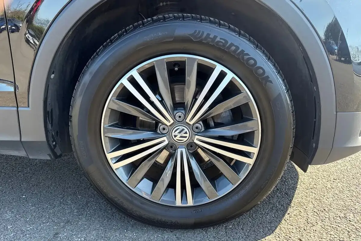 2018-volkswagen-tiguan-allspace-14-tsi-se-nav-dsg-big-9