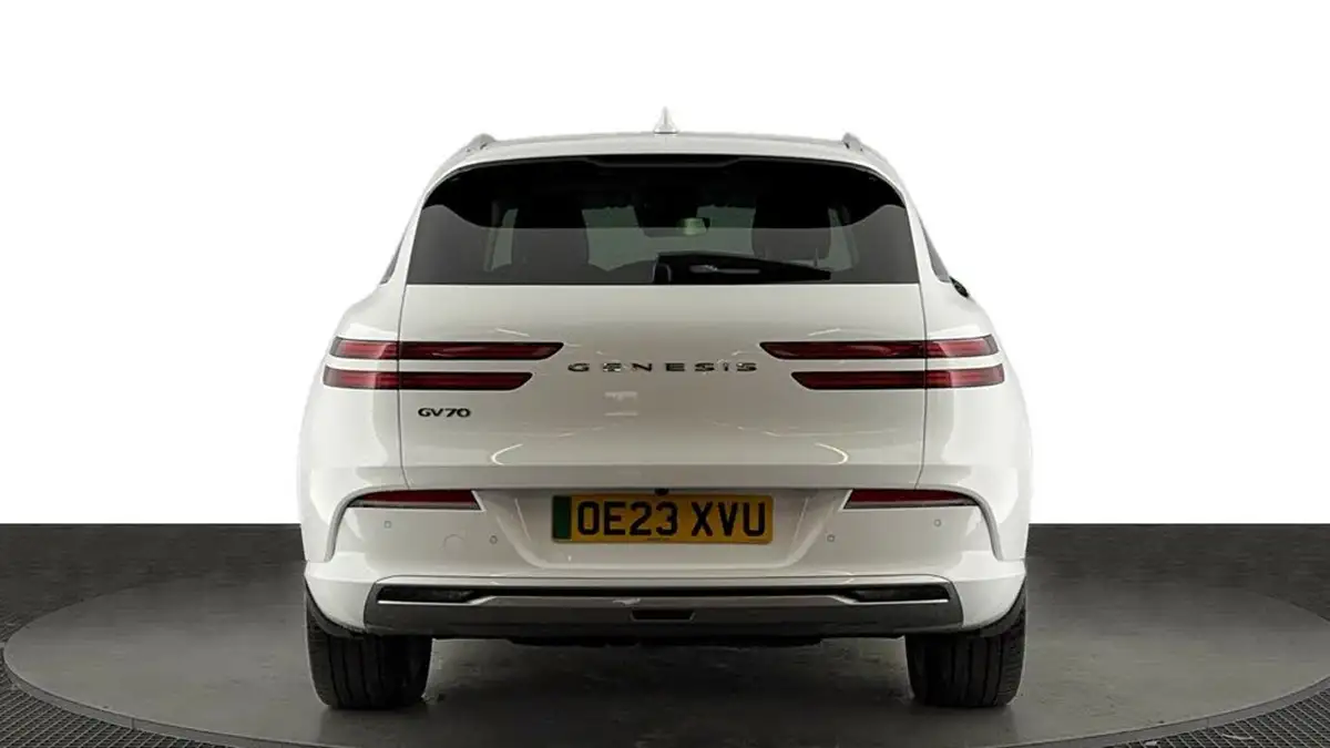 2023-genesis-gv70-e-sport-line-big-4