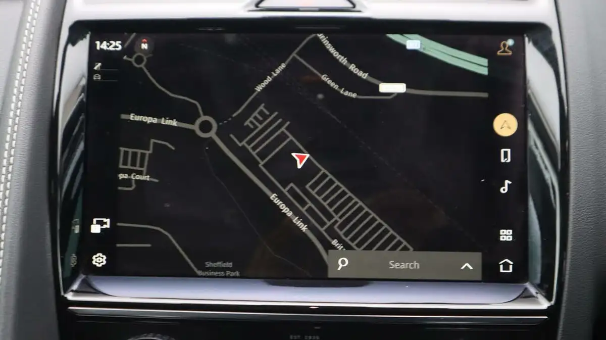 2021-jaguar-e-pace-20-d165-r-dynamic-s-awd-mhev-auto-big-11