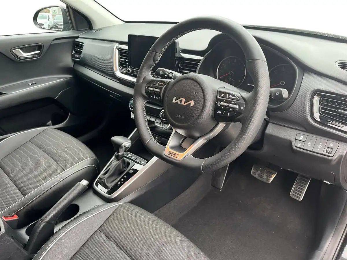 2023-kia-stonic-10-t-gdi-gt-line-s-98bhp-dct-big-9