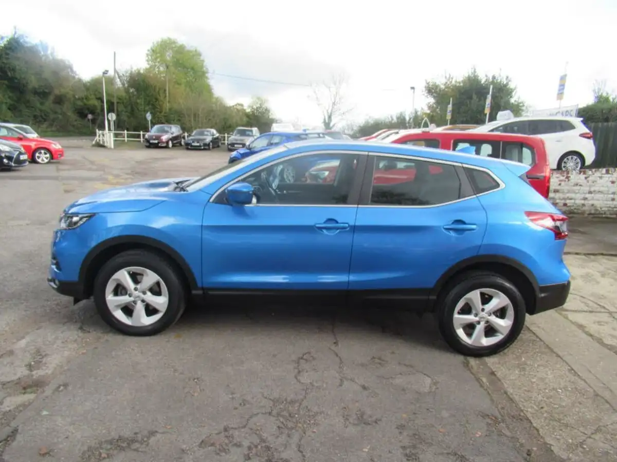 2020-nissan-qashqai-13-dig-t-acenta-premium-140ps-big-3