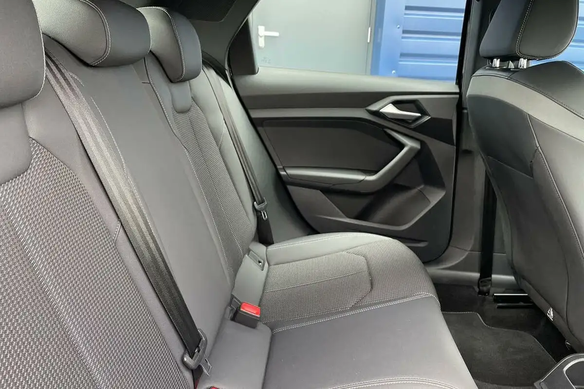 2019-audi-a1-15-35-tfsi-s-line-tronic-big-20