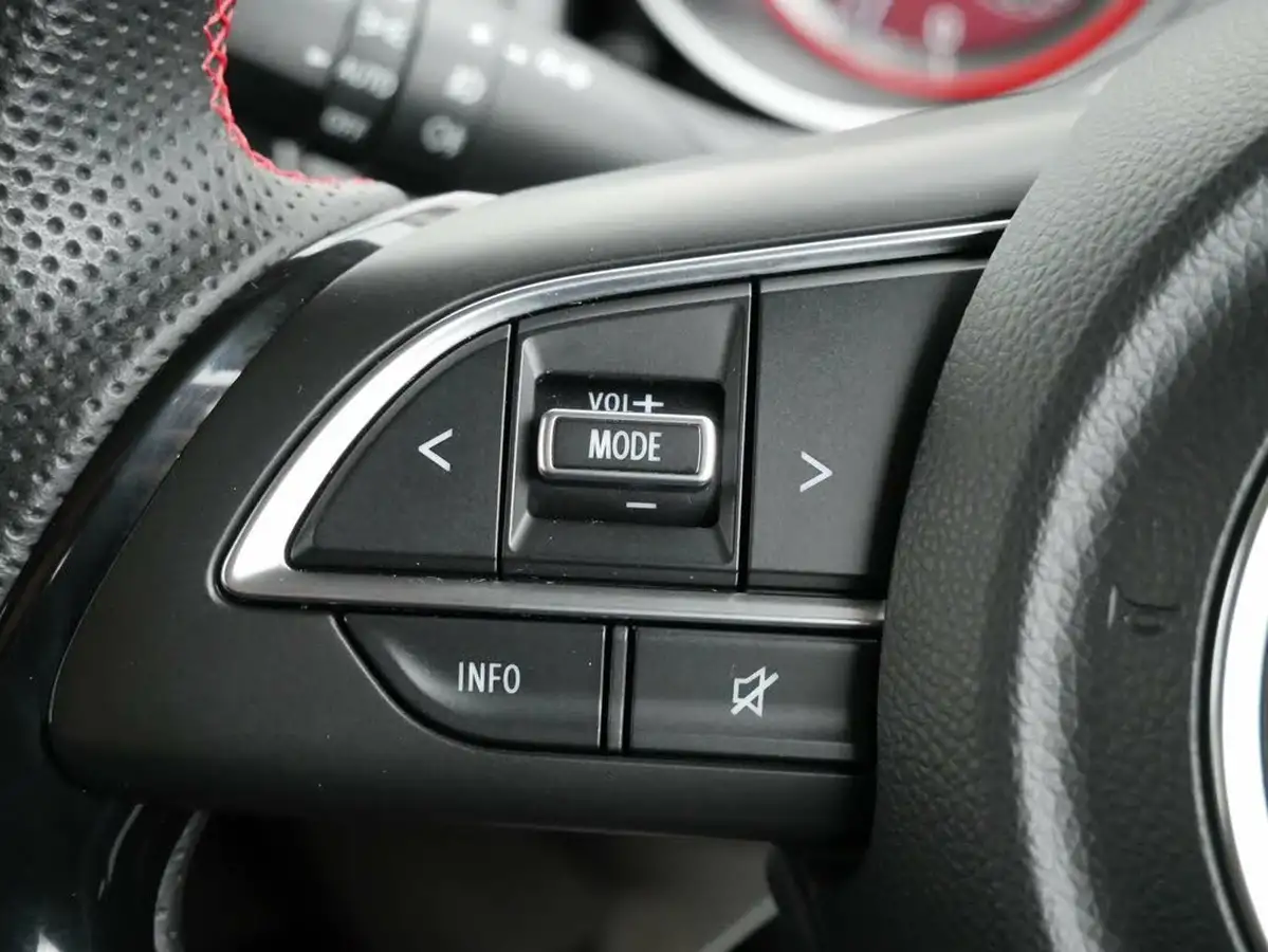 2021-suzuki-swift-14-boosterjet-sport-big-15