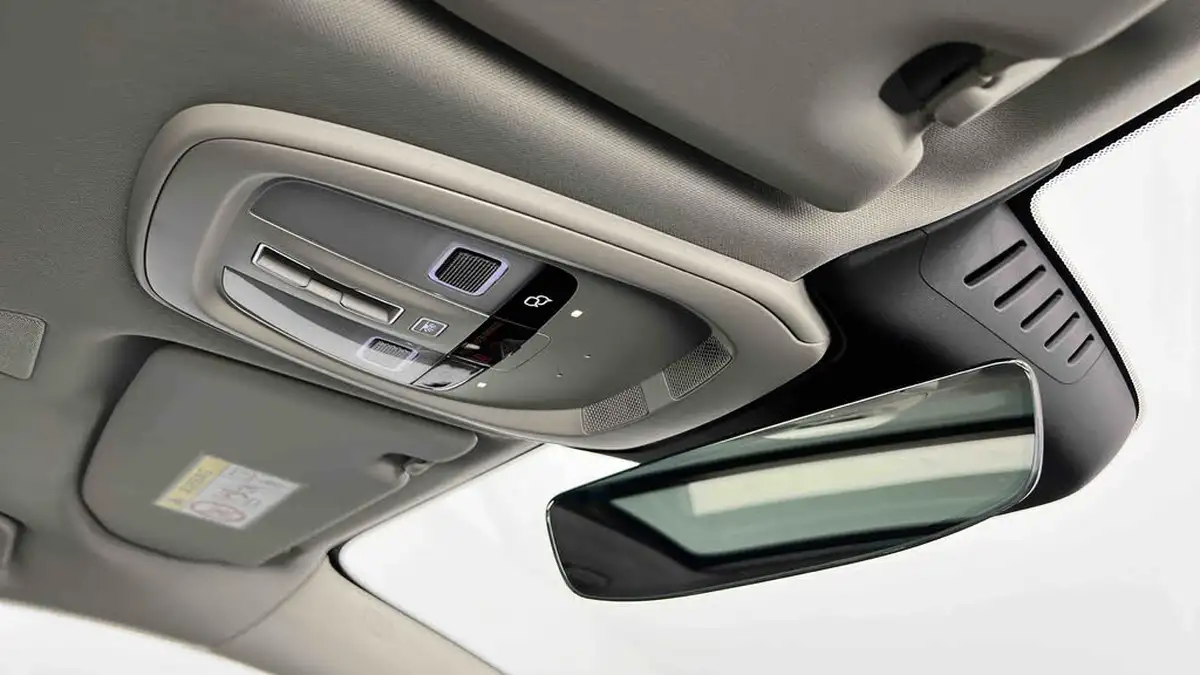 2024-volvo-xc60-20-t8-ultimate-dark-big-35