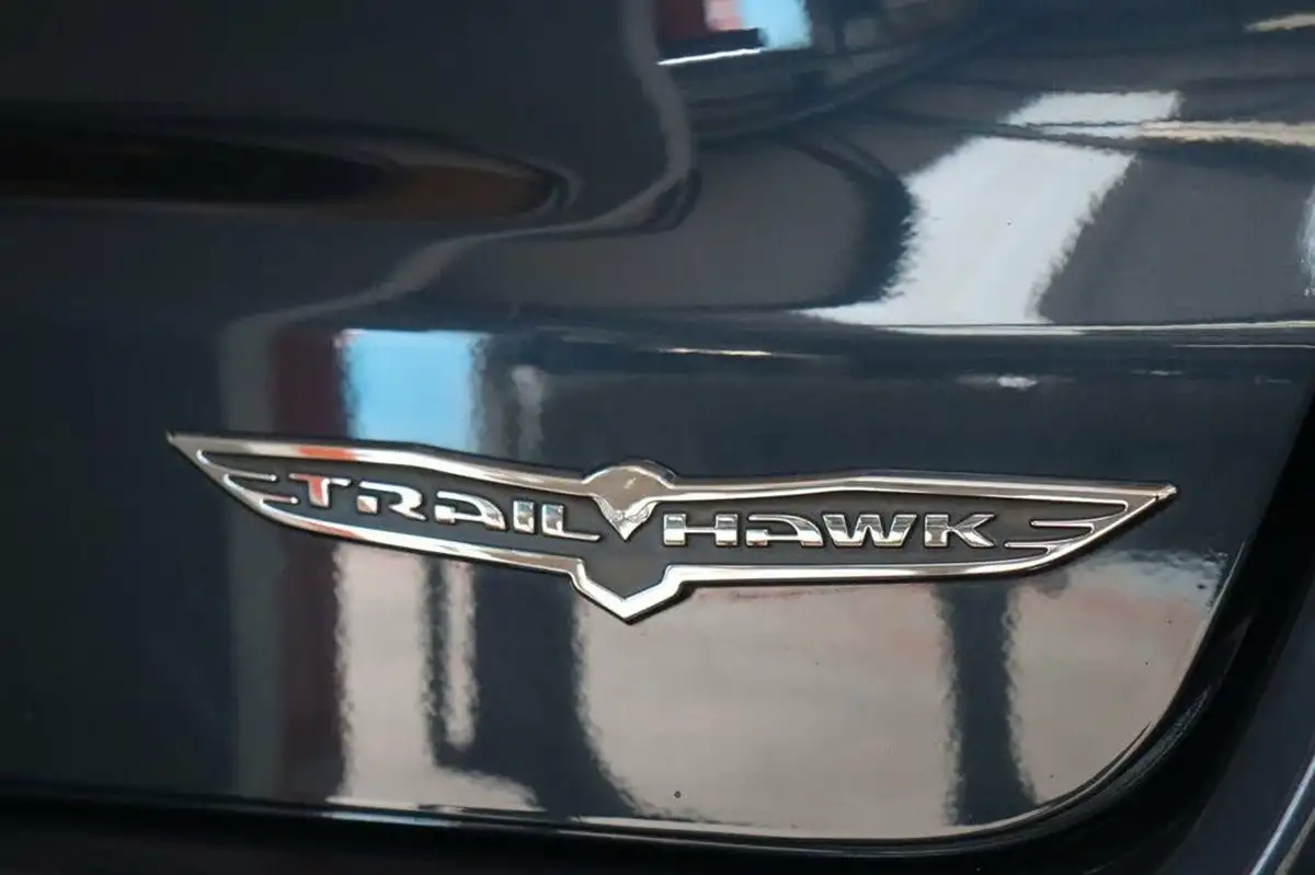 2022-jeep-compass-13-gse-trailhawk-big-21