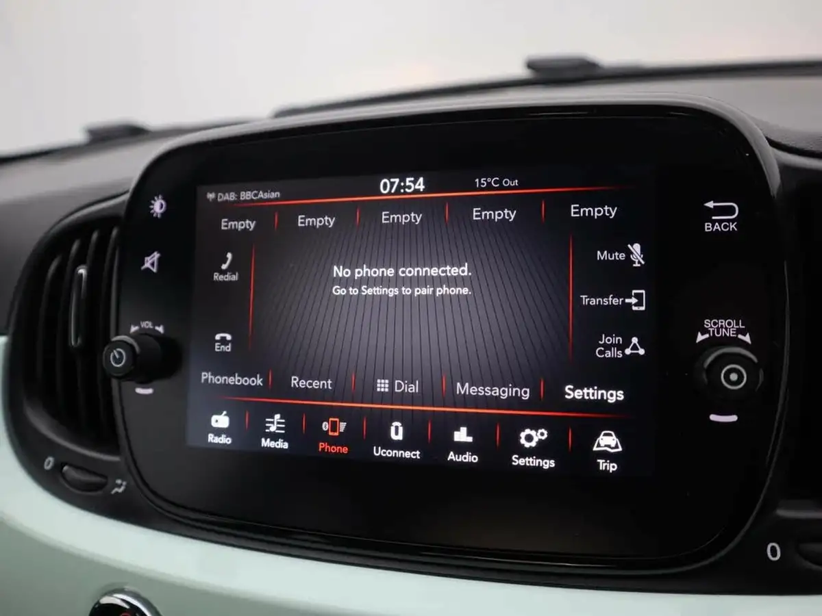 2020-fiat-500-12-lounge-big-13