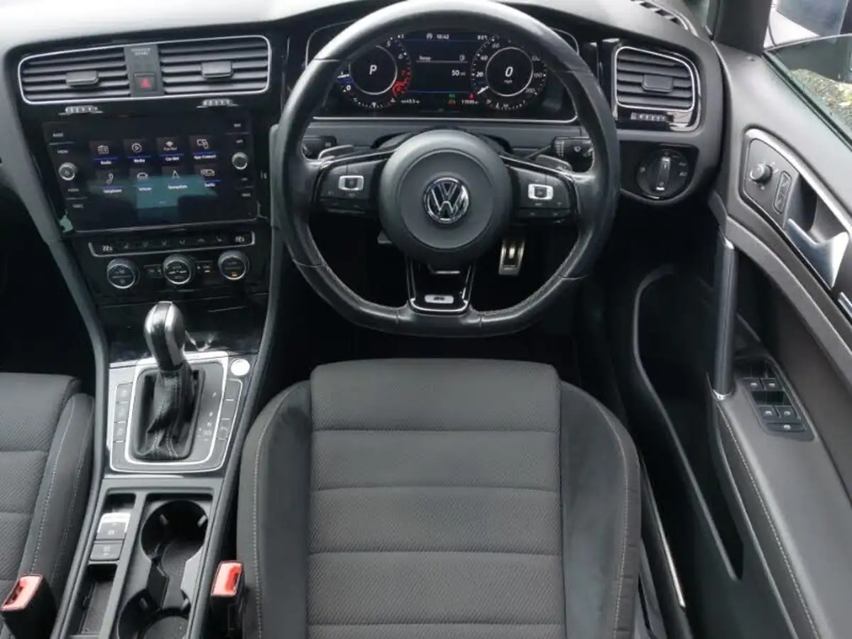 2020-volkswagen-golf-20-tsi-r-300ps-hatchback-5d-big-14