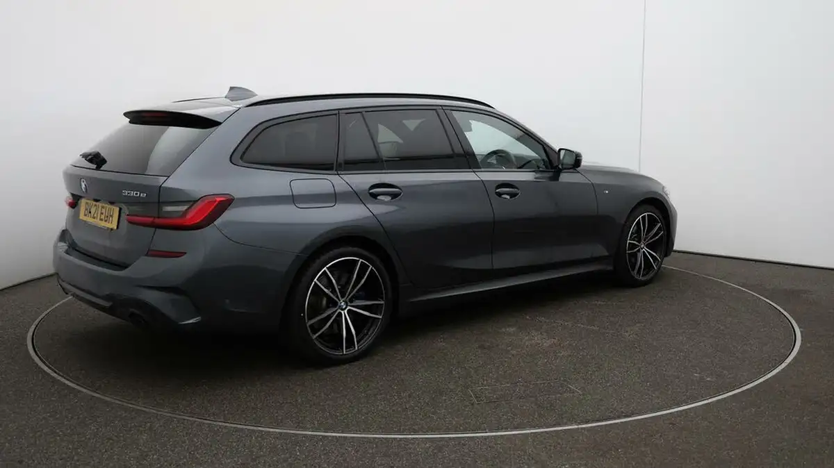 2021-bmw-3-series-20-330e-m-sport-touring-5d-big-45