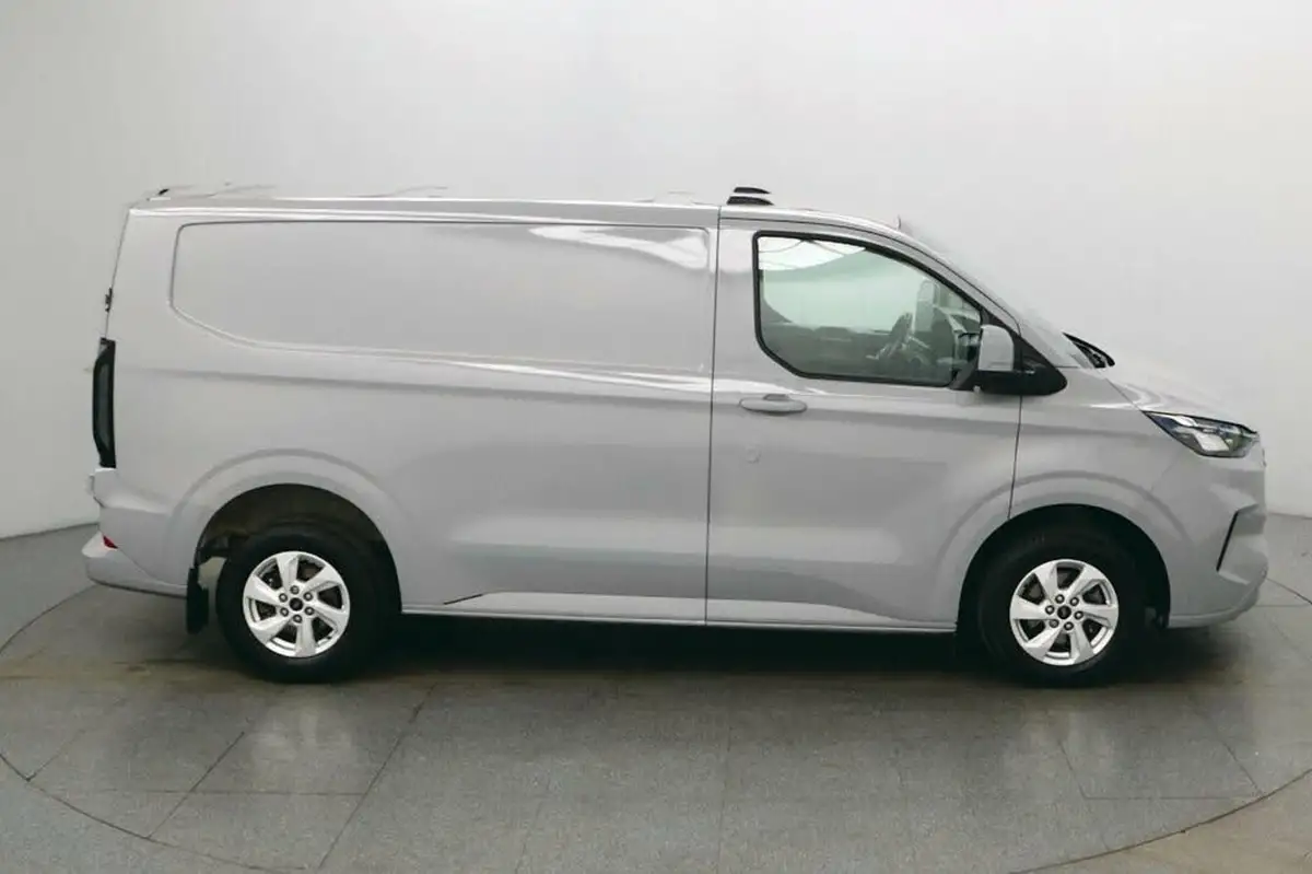 2023-ford-transit-custom-20tdci-320-l1h1-limited-136pseu6e-panel-van-1996cc-auto-big-8