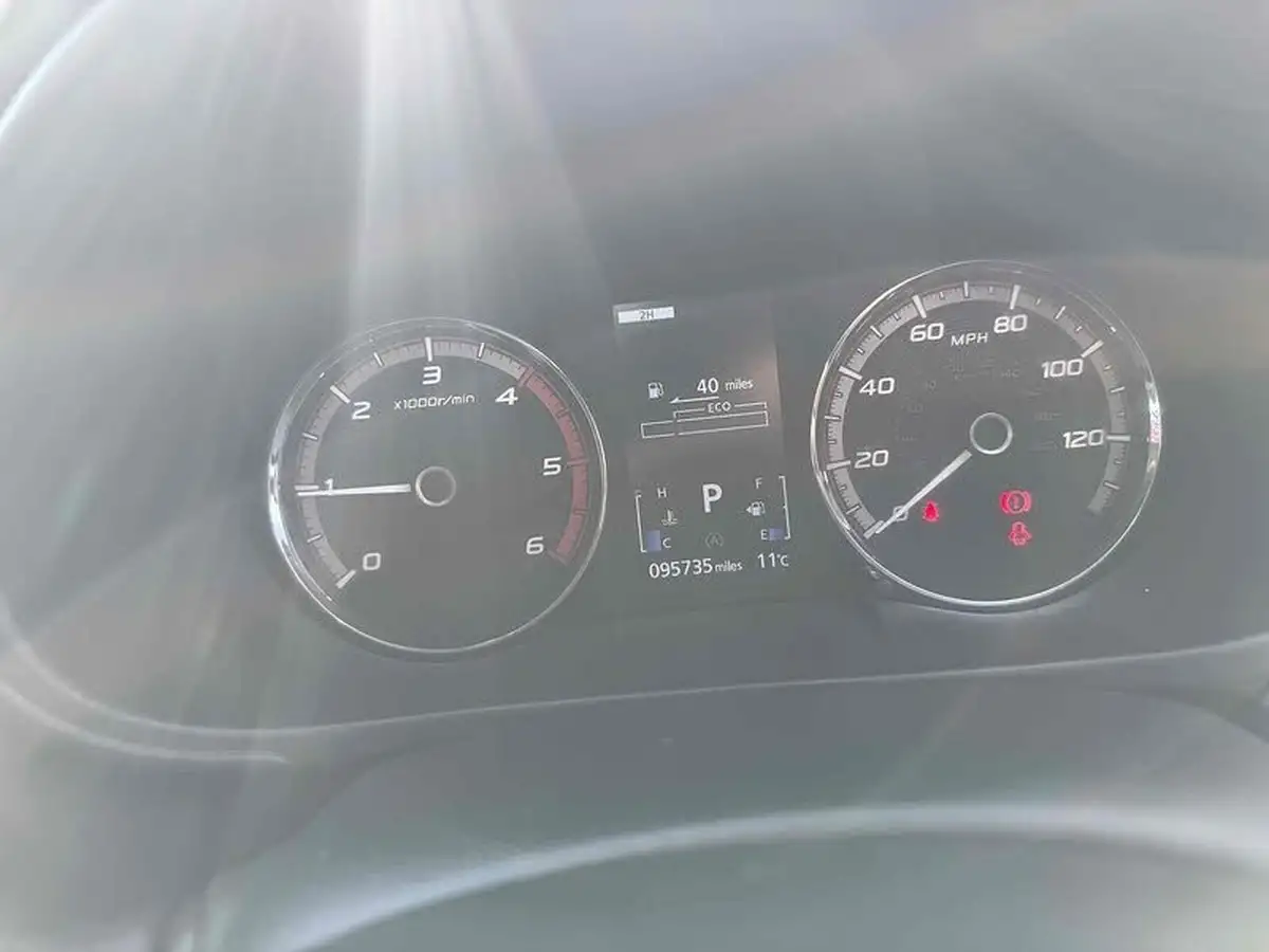 2019-mitsubishi-l200-22di-d-warrior-auto-big-16