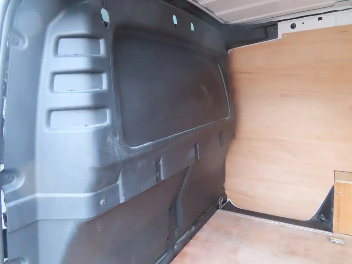 2021-volkswagen-caddy-20tdi-c20-cargo-commerce-102pseu6d-big-43