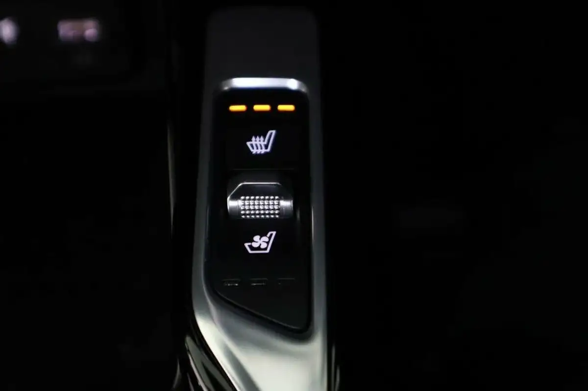 2021-kia-sorento-16-t-gdi-4-226bhp-hev-big-25