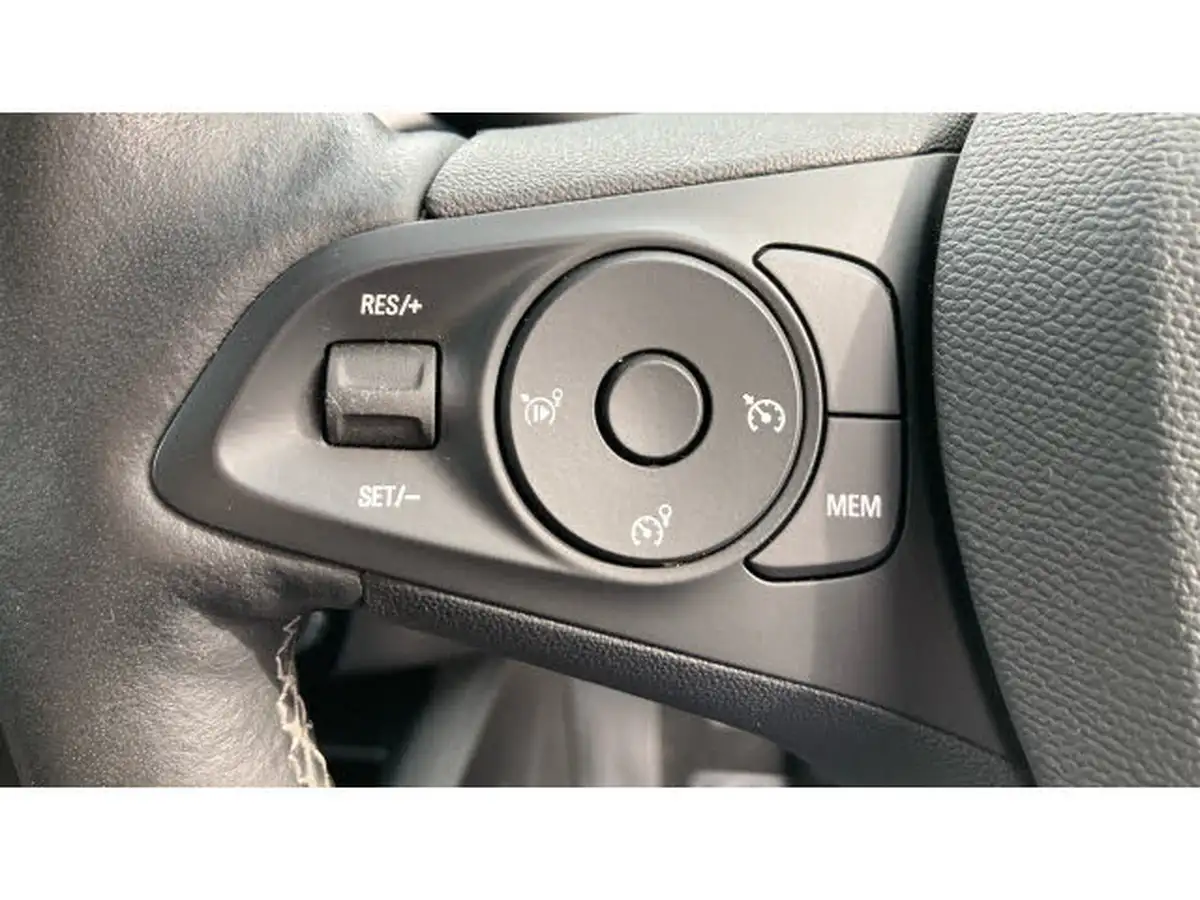 2022-vauxhall-corsa-12i-gs-line-big-25