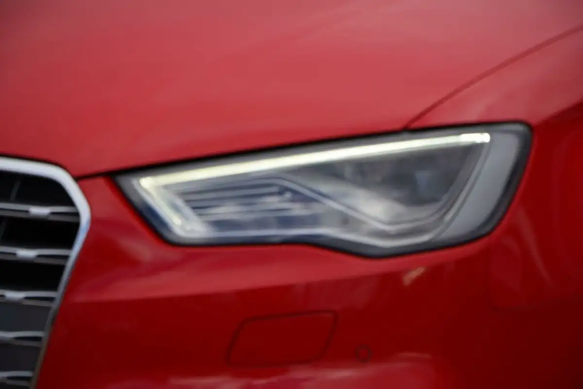 2015-audi-s3-20-tfsi-saloon-4d-s-tronic-big-52