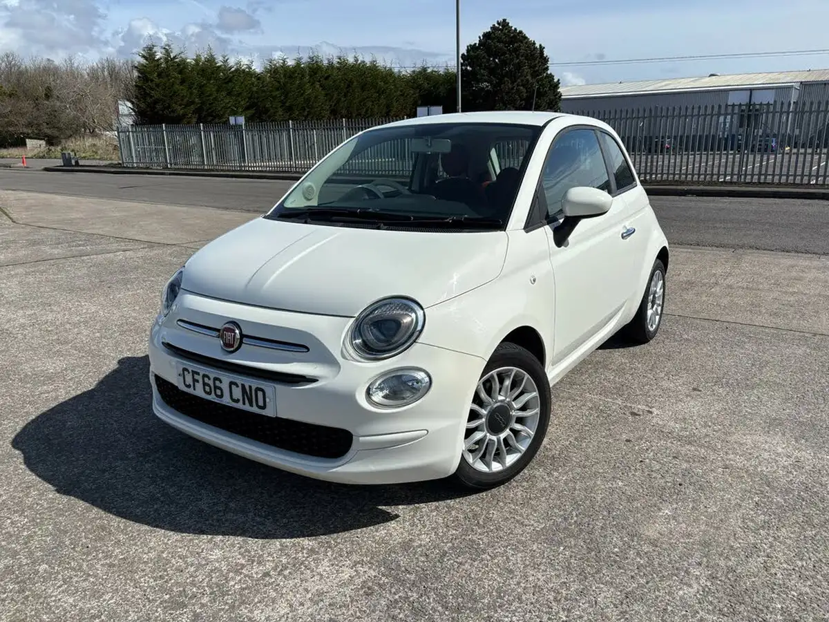 2017-fiat-500-12-pop-star-big-10