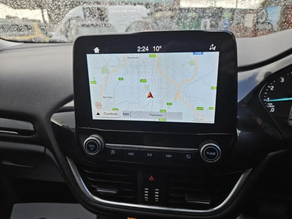 2019-ford-fiesta-10t-active-1-100ps-auto-big-17