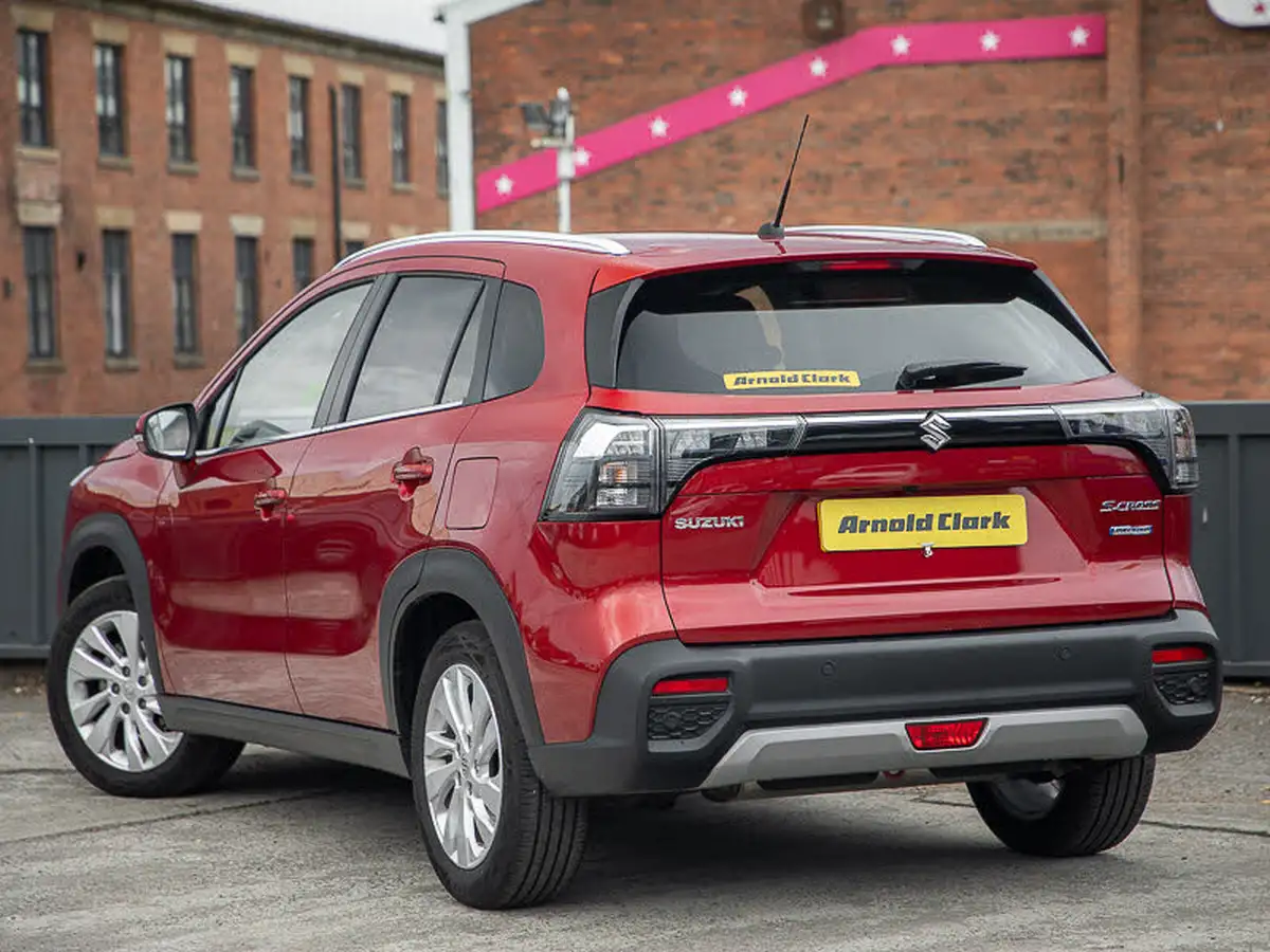 2023-suzuki-s-cross-14-boosterjet-motion-big-1