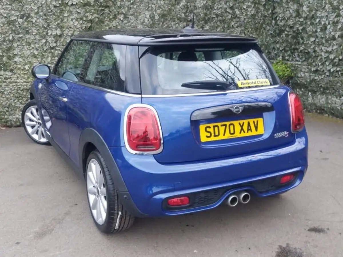 2019-mini-cooper-20-cooper-s-classic-192bhp-comfortnavss-hatchback-3d-auto-big-1
