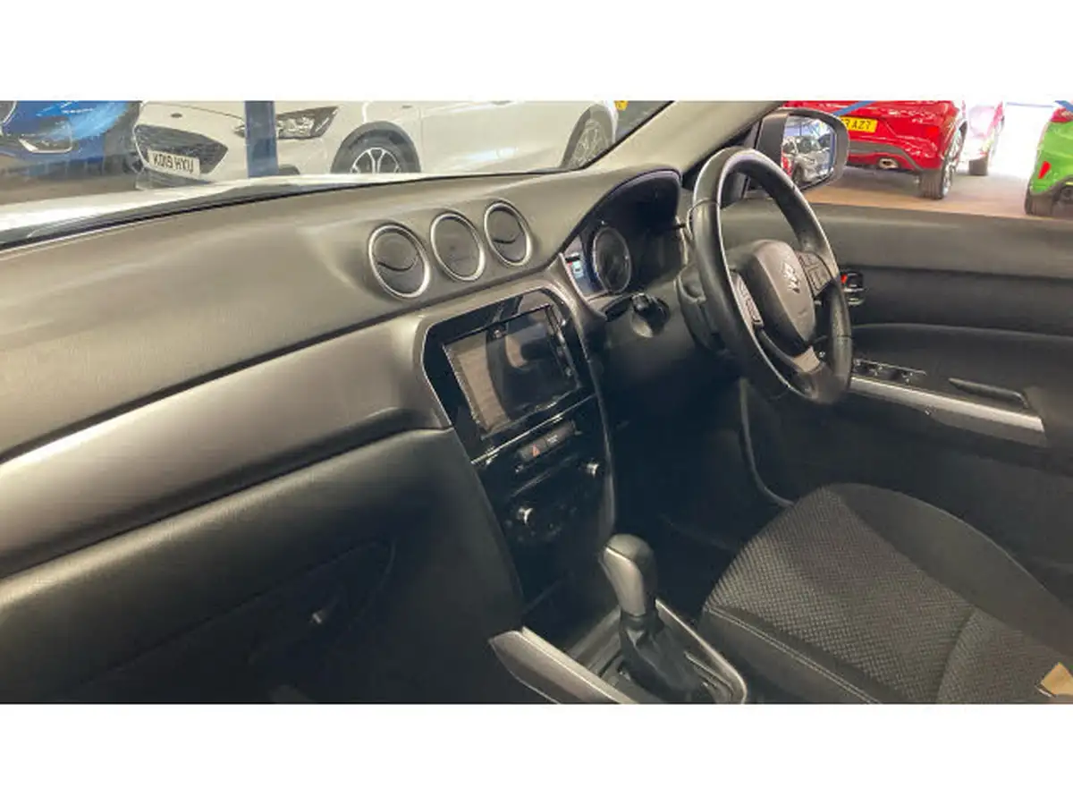 2020-suzuki-vitara-14-boosterjet-sz-t-140ps-auto-big-71