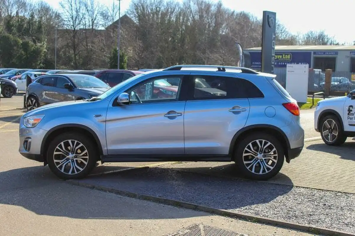 2016-mitsubishi-asx-16d-zc-m-big-4
