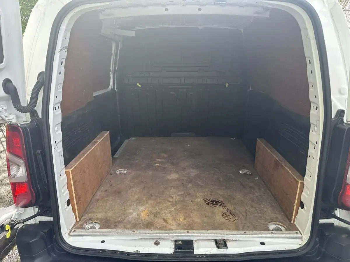 2020-citroen-berlingo-15bluehdi-1000-enterprise-100pseu6dt-e-ss-panel-big-7