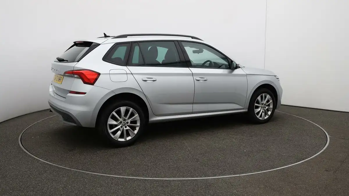 2022-skoda-kamiq-10-tsi-se-drive-111ps-big-43