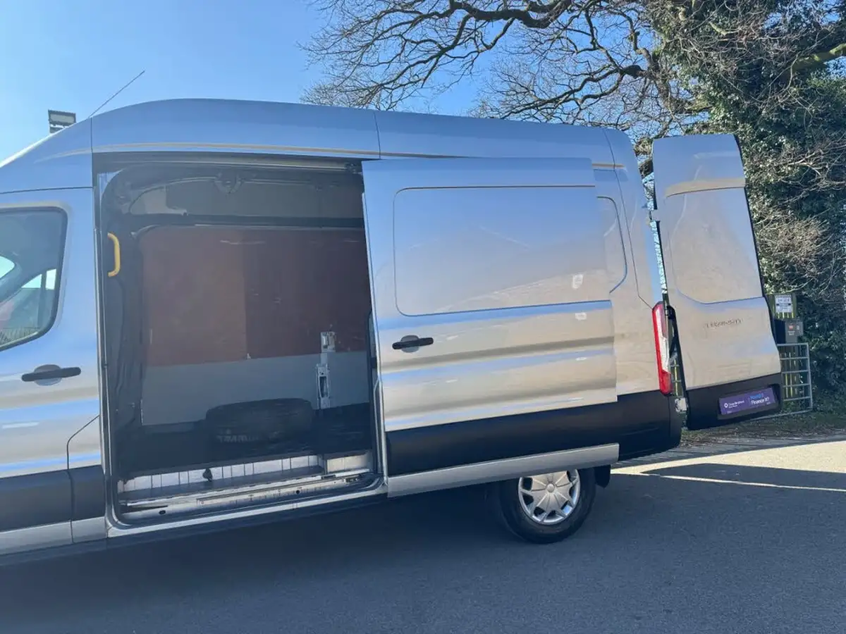 2020-ford-transit-20tdci-350-l3h3-trend-130pseu6dt-panel-van-big-3