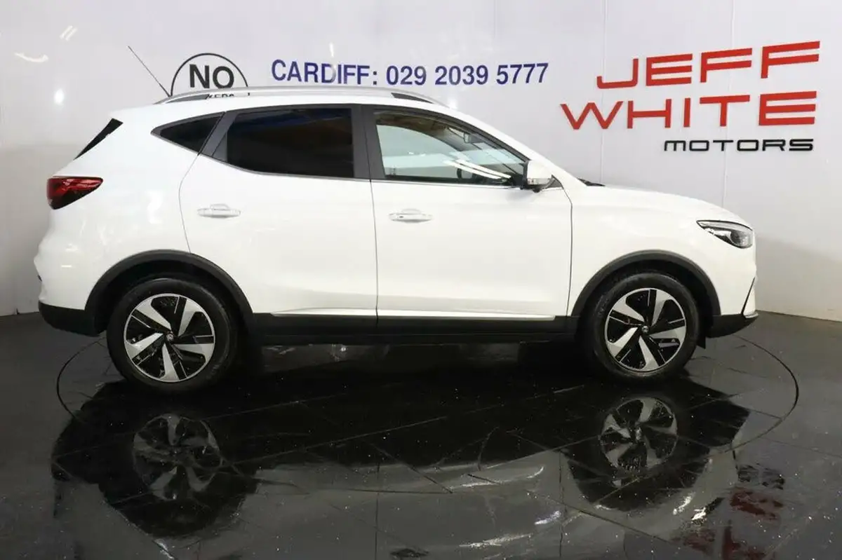 2022-mg-zs-suv-e-trophy-connect-ev-156ps-long-range-big-5