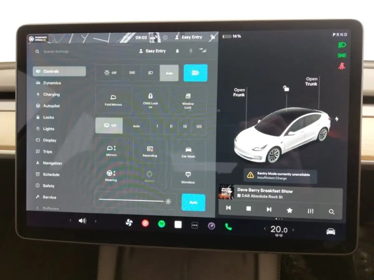 2021-tesla-model-3-e-long-range-awd-big-12