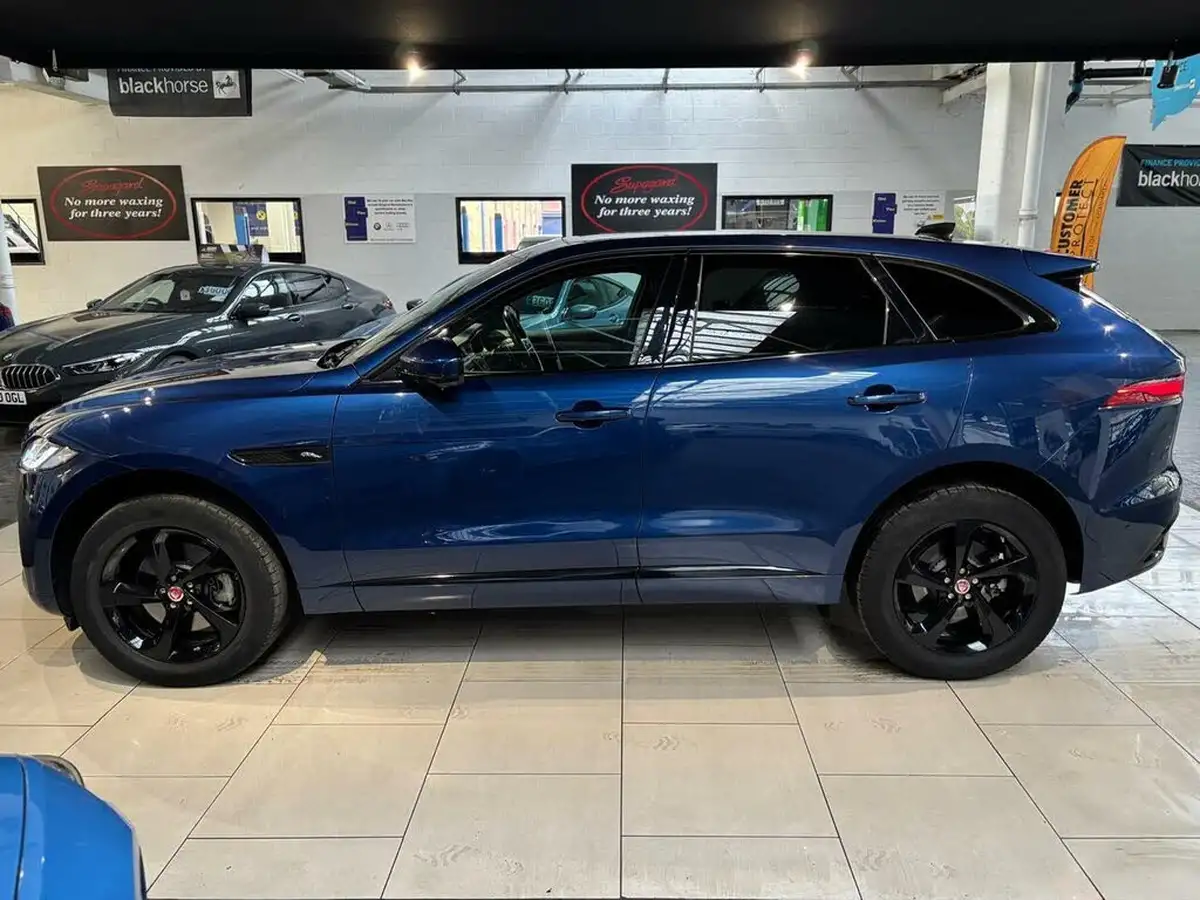 2021-jaguar-f-pace-20-d200-r-dynamic-s-mhev-big-3