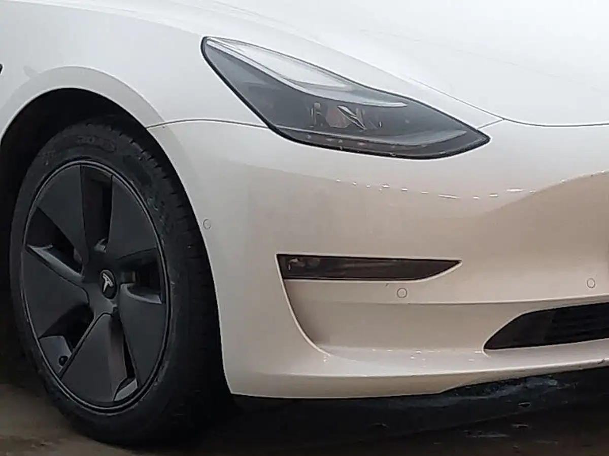 2021-tesla-model-3-e-long-range-awd-big-8