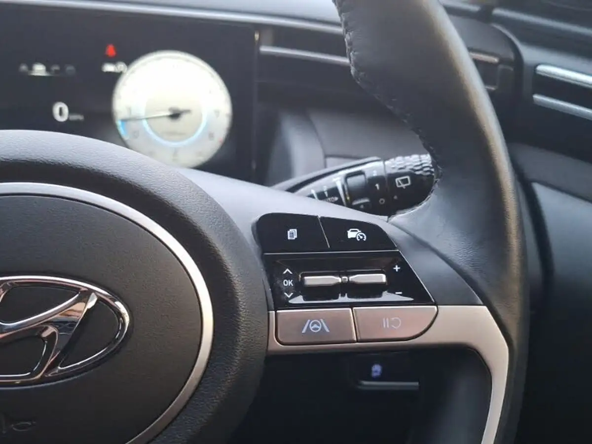 2022-hyundai-tucson-16-t-gdi-premium-150ps-big-16