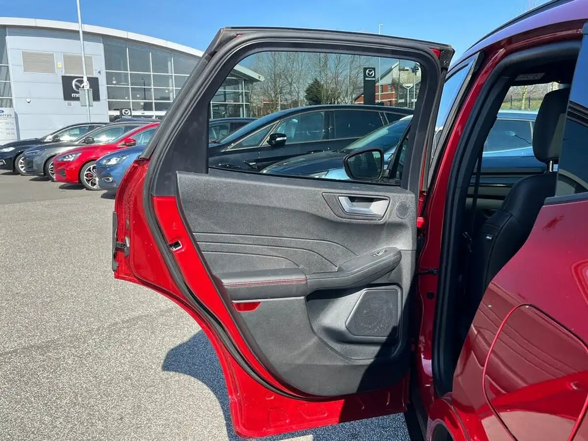 2023-ford-kuga-25t-st-line-x-edition-225ps-phev-big-37
