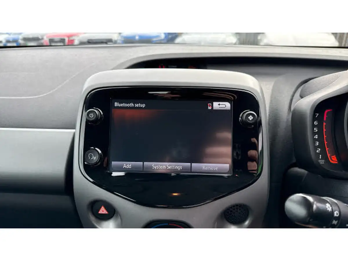 2021-toyota-aygo-10-vvt-i-x-play-tss-big-27