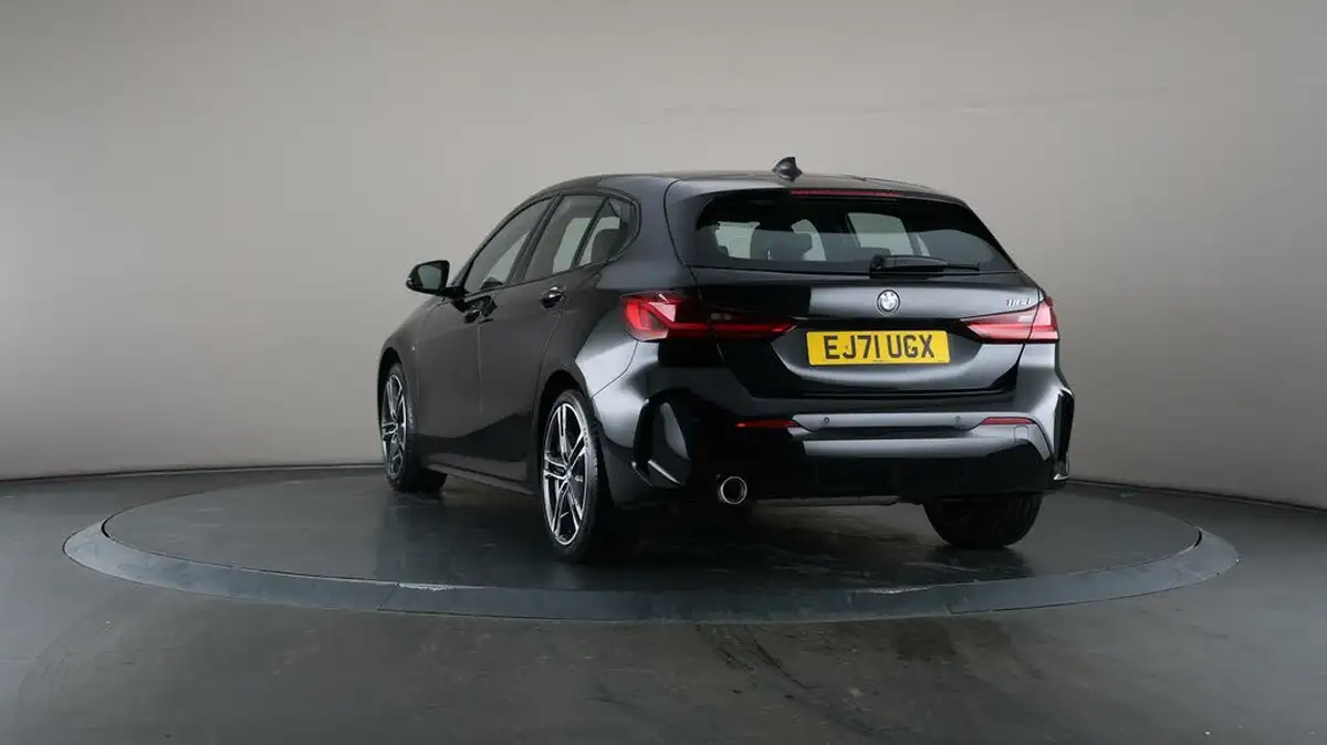 2021-bmw-1-series-15td-116d-m-sport-lcp-big-49